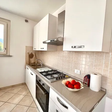 Apartment Luminoso Indipendente, Al Mare ! *